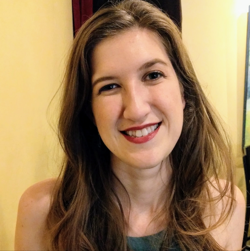 Meet your Posher, Laura